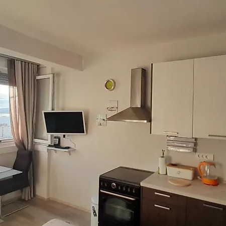 Apartment A&a